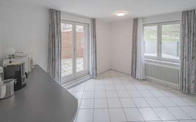 Hier beginnt Lebensqualität - Wohnen im Grünen! Platz für 2-3 Generationen, oder zum Vermieten.