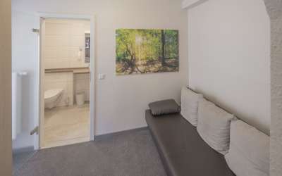 Wer hier einkehren darf, erlebt eine besondere Atmosphäre, die lange in Erinnerung bleibt - Hotel mitten im Grünen