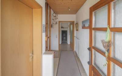 Hier ist Platz für großzügiges Wohhnen und viel Raum