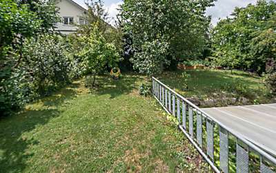 Schönes Einfamilienhaus mit einer Einliegerwohnung