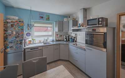 Viel Platz für Moderne, Tageslicht und Komfort! Elegant auf einer Ebene