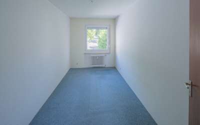Hier können Sie sofort einziehen - großzügige 5 Zimmer Eigentumswohnung