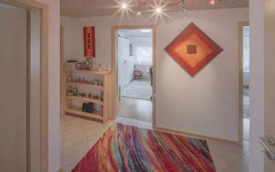 Wohnen wie im eigenen Haus -6,5-Zimmer-Eigentumswohnung