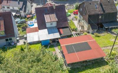 Freistehendes 1-2-Familienhaus in ruhiger zentraler Lage