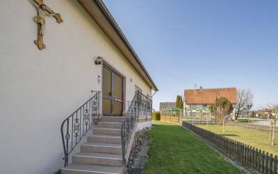 Sonniges Einfamilienhaus sucht neue Besitzer - sonnig, idyllisch, oberschwäbisch, praktisch, gut