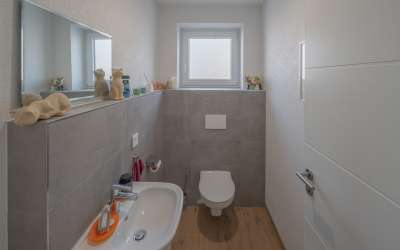 Two in One: hier hat Eleganz und Moderene eine neue doppelte Heimat für Anleger auf der Suche nach dem perfektem Objekt! Worauf warten Sie noch?