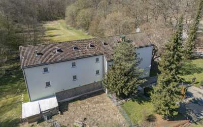 Wer hier einkehren darf, erlebt eine besondere Atmosphäre, die lange in Erinnerung bleibt - Hotel mitten im Grünen