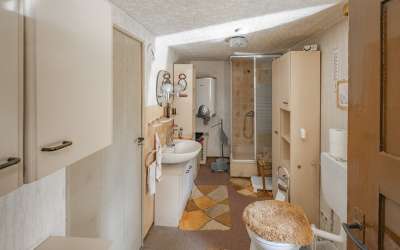 1-2-Familienhaus in toller Lage und schönem Grundstück