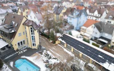 Modernisierte sonnige Stadtvilla für die ganze Familie