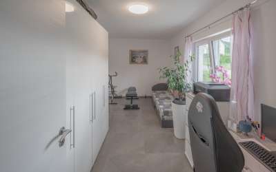 Eleganz am Harras: das junge Haus wartet mit viel Moderne und Komfort auf Sie