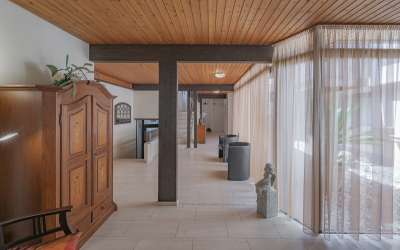 Logenplatz am Kurpark und Therme: Hotel Garni für Ihr Beherbergungskonzept