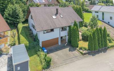 1-2 Familienhaus mit Einliegerwohnung in dem schönen Ort Sulz-Renfrizhausen