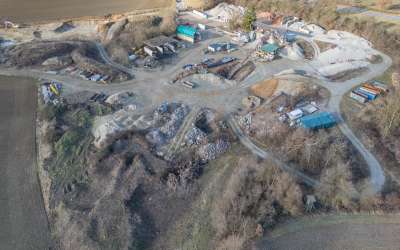 Zu verkaufen: verpachtetes Grundstück (Kiesgrube) in Grenznähe