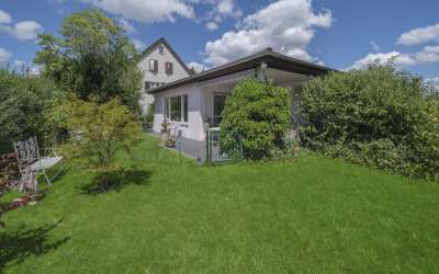 Panorama zum Abendrot aufs Abendbrot! Villa mit Fern- und Weitblicken - im Bungalowstil, mit ELW