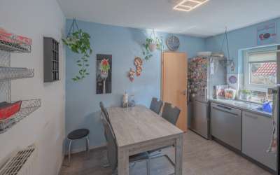 Viel Platz für Moderne, Tageslicht und Komfort! Elegant auf einer Ebene