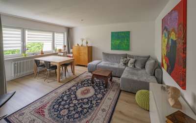 Kurschatten inklusive: ausgezeichnete 3 Zimmer Hochparterre mit Esprit und Charme
