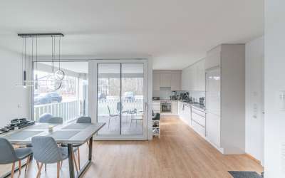 Moderne Kapitalanlage am Stadtrand mit Fernblick in die Schweizer Alpen