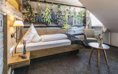 Sensationelles, first class Tagungs- und Wellnesshotel mit Schwarzwaldpanorama - idyllische Lage, top gepflegt, hier ist Platz für Ihr Unternehmen