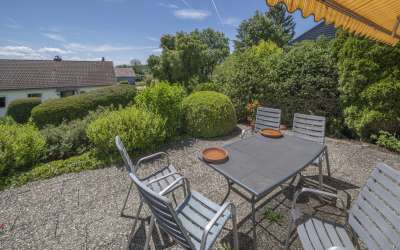 Nicht nur für einen Sommer! Das perfekte Einfamilienhaus am Ortsrand mit Weitblick und durchdachter Aufteilung