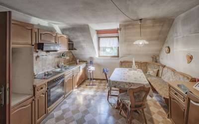1-2-Familienhaus in toller Lage und schönem Grundstück
