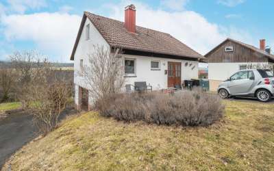 Schönes 1 Familien Haus in ruhiger Lage. Ideal auch für Feriengäste