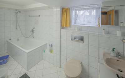 Sonnige Idylle für ein bis zwei Familien