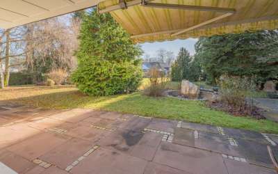 Und plötzlich hört die Suche auf: die aussergewöhnliche Villa: ruhig gelegen und stadtnah - Eleganz trifft hier auf tres chic!