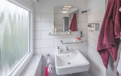 Sonniger Platz für Rendite und Ertrag: das klug aufgeteilte 3 Familienhaus am Stadtrand