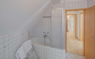 Wo Moderne, Helligkeit, Chick und Charme, am Rande des Altstadtkernes ein neues harmonisches Zuhause finden: 4, 5 Zimmer Maisonette Wohnung, mitten in Villingen!