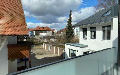 Charmantes Penthouse mit Weitblick über die Dächer der Stadt - hier ist Platz für Tageslicht und Moderne!