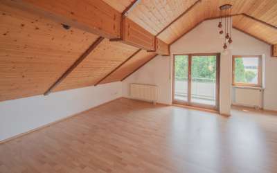 1-2 Familienhaus mit Einliegerwohnung in dem schönen Ort Sulz-Renfrizhausen
