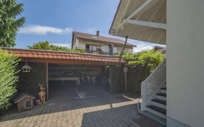 Sonniges Wohnen Dreifamilienhaus in Konstanz Allmansdorf mit Einnahmen