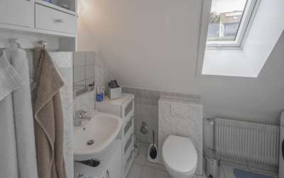 Wohnen wie im eigenen Haus -6,5-Zimmer-Eigentumswohnung
