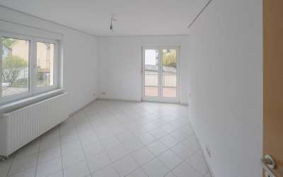 Charmantes Reiheneckhaus mit Garten, Balkon und großzügiger Garage