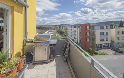 Ambiete und Fläche bilden: 4,5 Zimmer Maisonettewohnung der Extraklasse