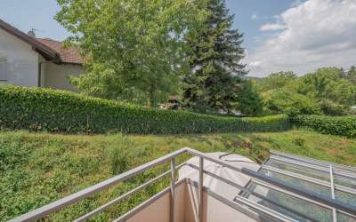 2,5 Zimmer Erdgeschosswohnung mit großem Balkon