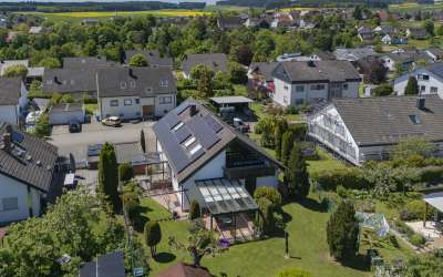 Jung gebliebenes Haus für 1-2 Generationen - ruhig gelegen in Bösingen-Herrenzimmern