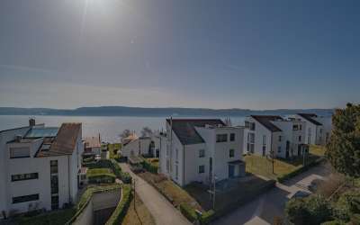 Lassen Sie sich hier jeden Tag eine frische Brise vom See um die Nase wehen - einzigartige Bodenseevilla mit Rundumblick über den See - viel Platz für Verführung und Seeliebe