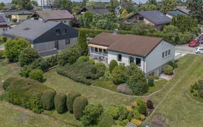 Nicht nur für einen Sommer! Das perfekte Einfamilienhaus am Ortsrand mit Weitblick und durchdachter Aufteilung