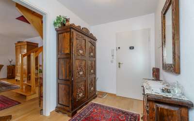 Sonnige Maisonettewohnung ruhig gelegen und kurze Wege in die Innenstadt: Charme, Chick und Esprit inklussive - um diese Perle wird man Sie beneiden