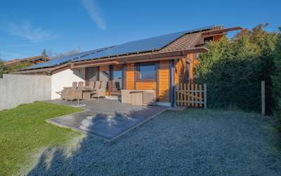 Moderne Doppelhaushälfte im Feriendorf von Bad-Dürrheim-Öfingen