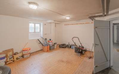 Das charmante Dreifamilienhaus am Ortsrand mit kurzen Wegen ins Grüne und einer enormen Aussicht