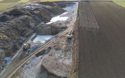 Zu verkaufen: verpachtetes Grundstück (Kiesgrube) in Grenznähe