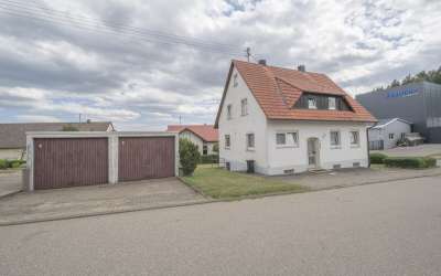 Sonniges und freistehendes Haus in beliebtem Heubergort - AlbTRAUM für die ganze Familie