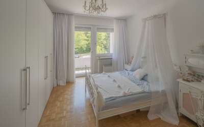 Panorama zum Abendrot aufs Abendbrot! Villa mit Fern- und Weitblicken - im Bungalowstil, mit ELW