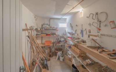 Hier beginnt Lebensqualität - Wohnen im Grünen! Platz für 2-3 Generationen, oder zum Vermieten.