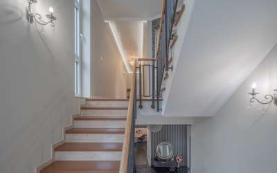 Modernisierte sonnige Stadtvilla für die ganze Familie