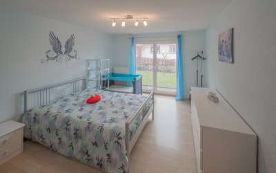 Modernes Haus für Kind und Kegel