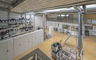 Sonniges, markantes Gewerbeanlageobjekt mit Potential und jungem Baujahr