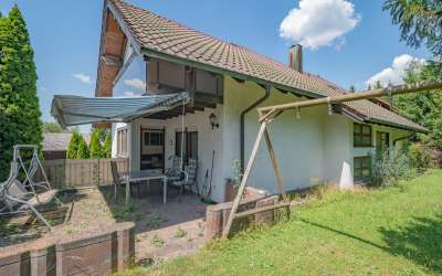 1-2 Familienhaus mit Einliegerwohnung in dem schönen Ort Sulz-Renfrizhausen